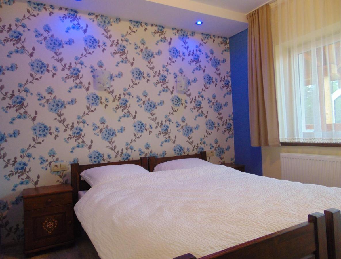 Gosciniec Pod Brzegiem Bed & Breakfast