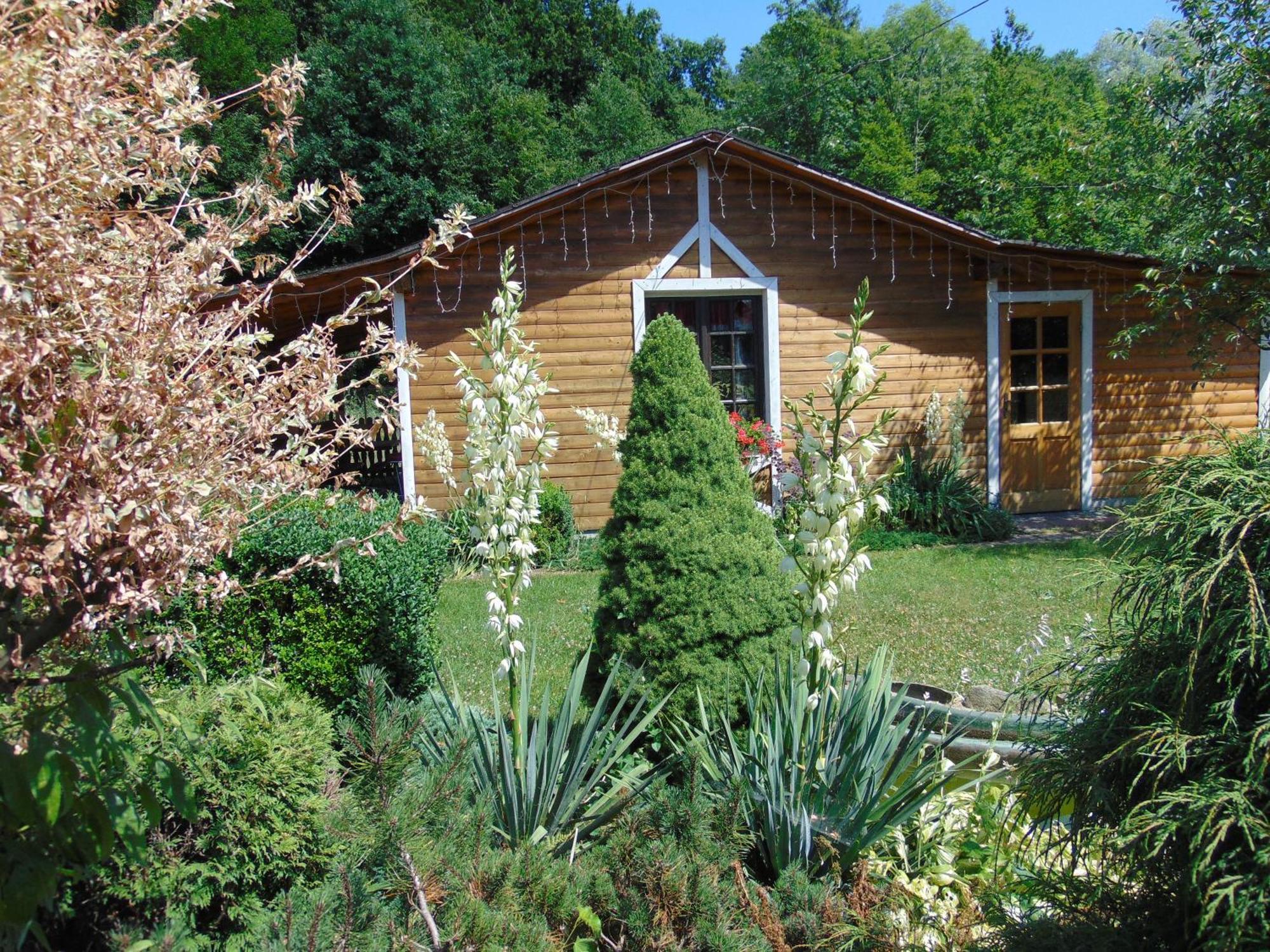 Bed & Breakfast Gosciniec Pod Brzegiem